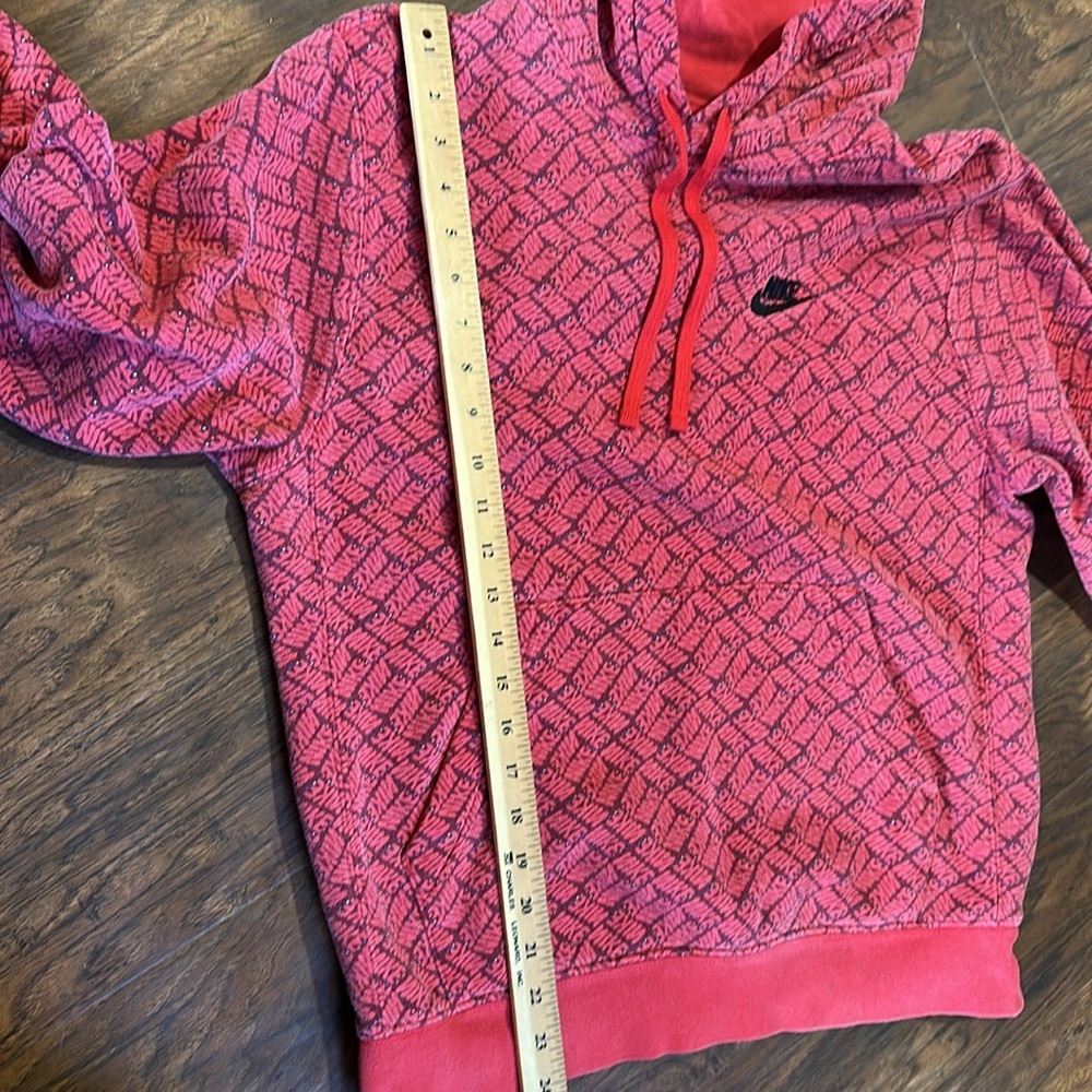 Nike Sportswear Sport Essentials Fleece Pullover - Picture 4 of 10